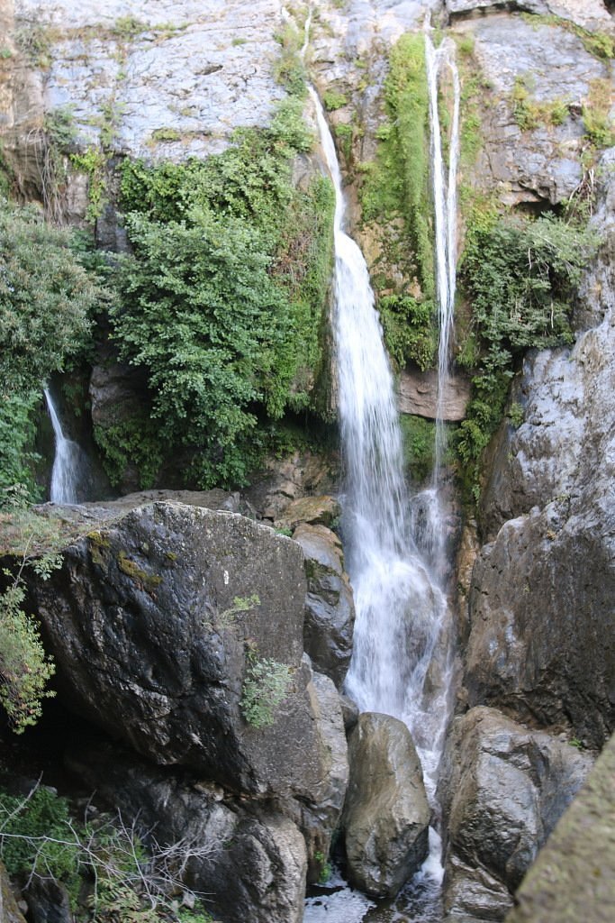 Cascade de l'Ucelluline watervallen op corsica